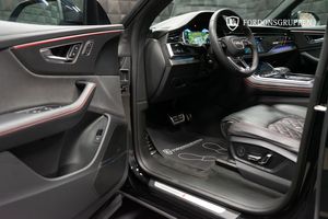 Audi SQ8 bild 13