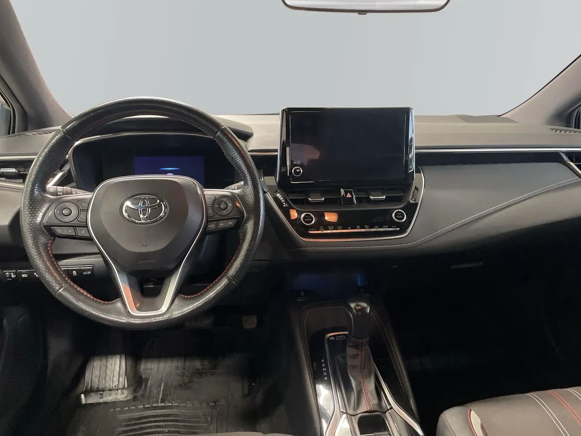 Vehicle image 7
