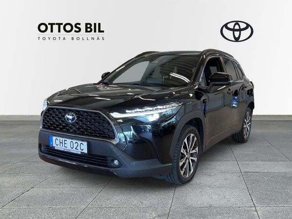 Toyota Corolla Cross Hybrid AWD-i 2,0 STYLE//S-V-Hjul,GPS - 2023