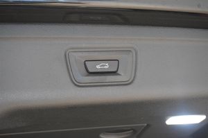 BMW 330 bild 12