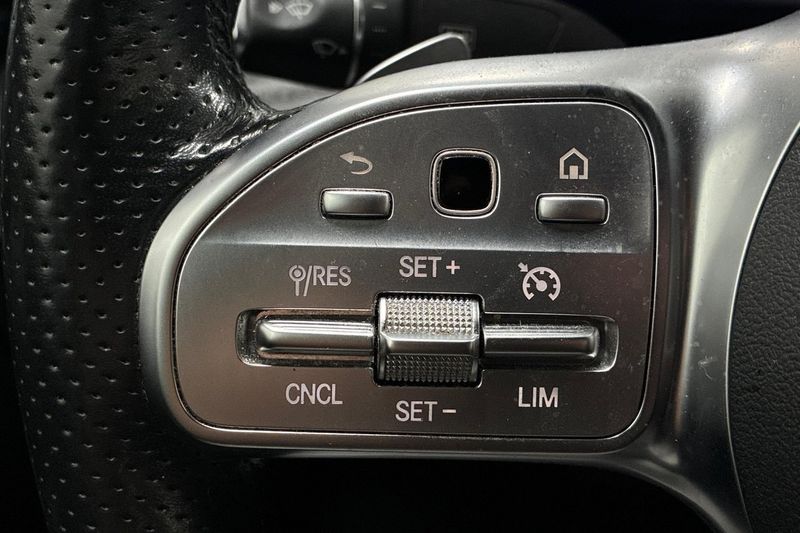 Mercedes E220 bild 27