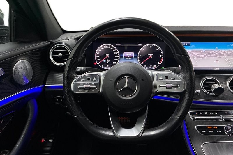 Mercedes E220 bild 17