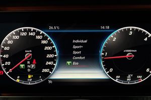Mercedes E220 bild 26