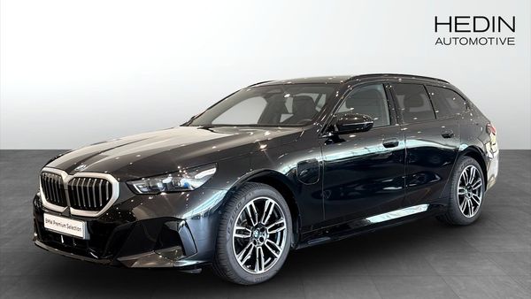 BMW 530 e xDrive Touring M-sport, Driving Assistant, Rattvärme, D - 2026