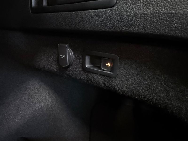 Volkswagen Passat bild 14
