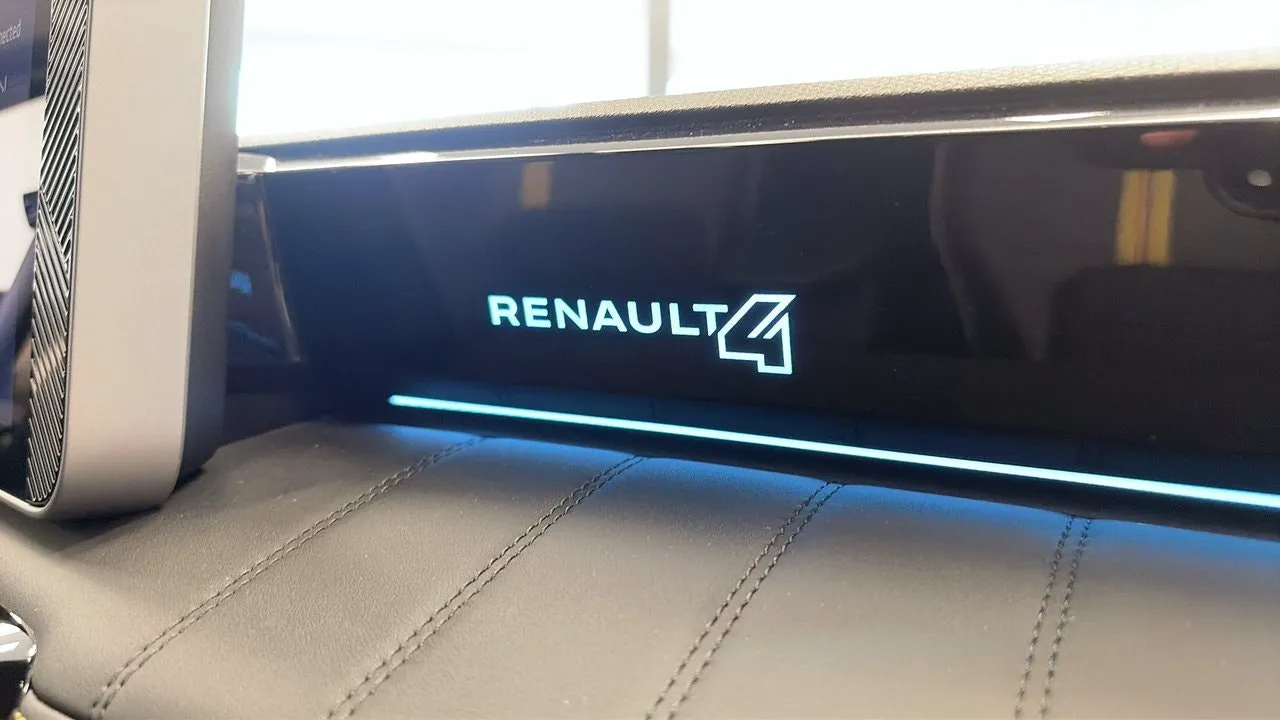 Vehicle image 22