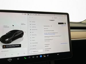Tesla Model 3 bild 17