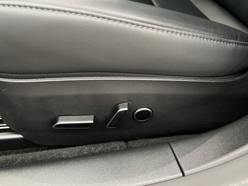 Tesla Model 3 bild 21