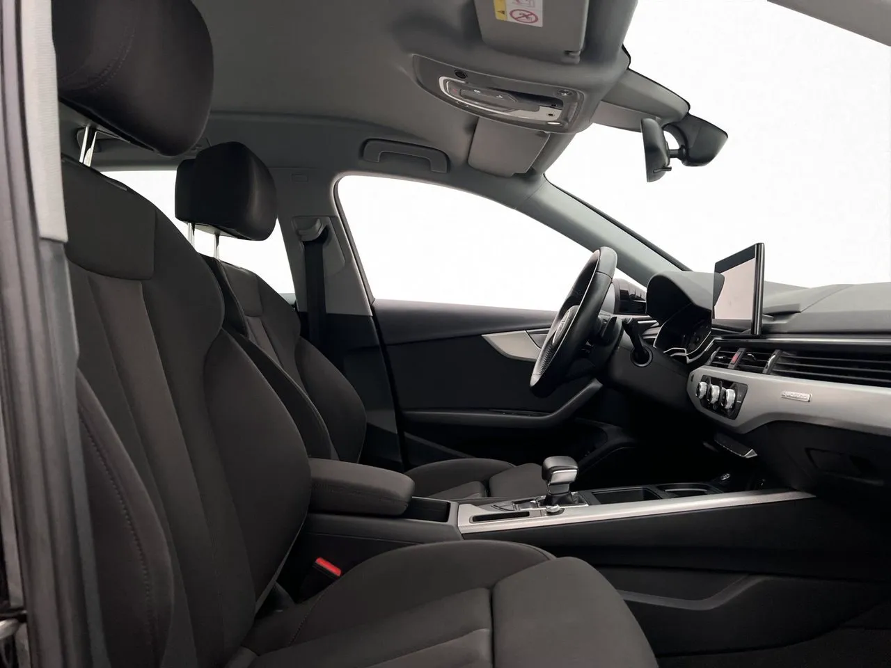 Vehicle image 25