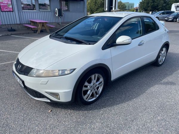 Honda Civic 5-dörrar 1.8 i-VTEC Sport Euro 5 - 2010