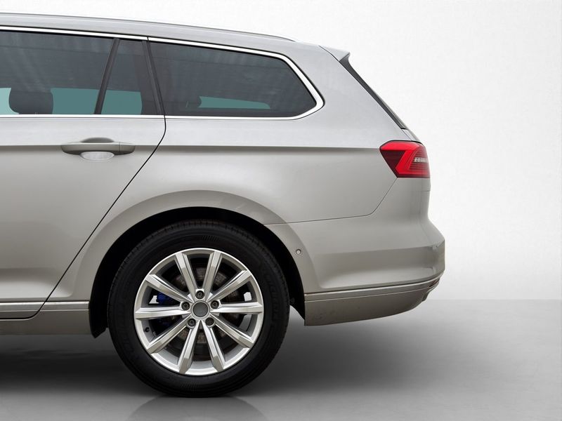 Volkswagen Passat bild 26
