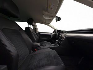 Volkswagen Passat bild 11