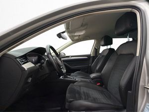 Volkswagen Passat bild 15