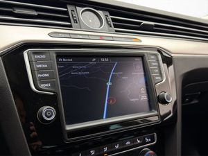 Volkswagen Passat bild 18