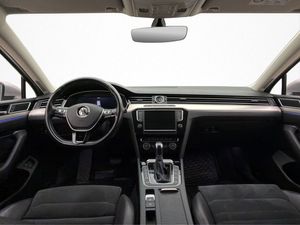 Volkswagen Passat bild 13