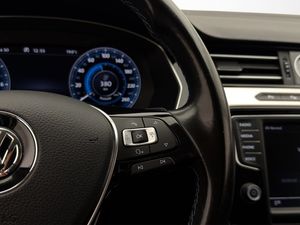 Volkswagen Passat bild 22