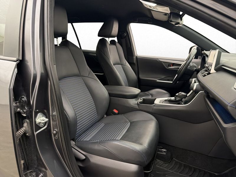 Toyota RAV4 bild 10