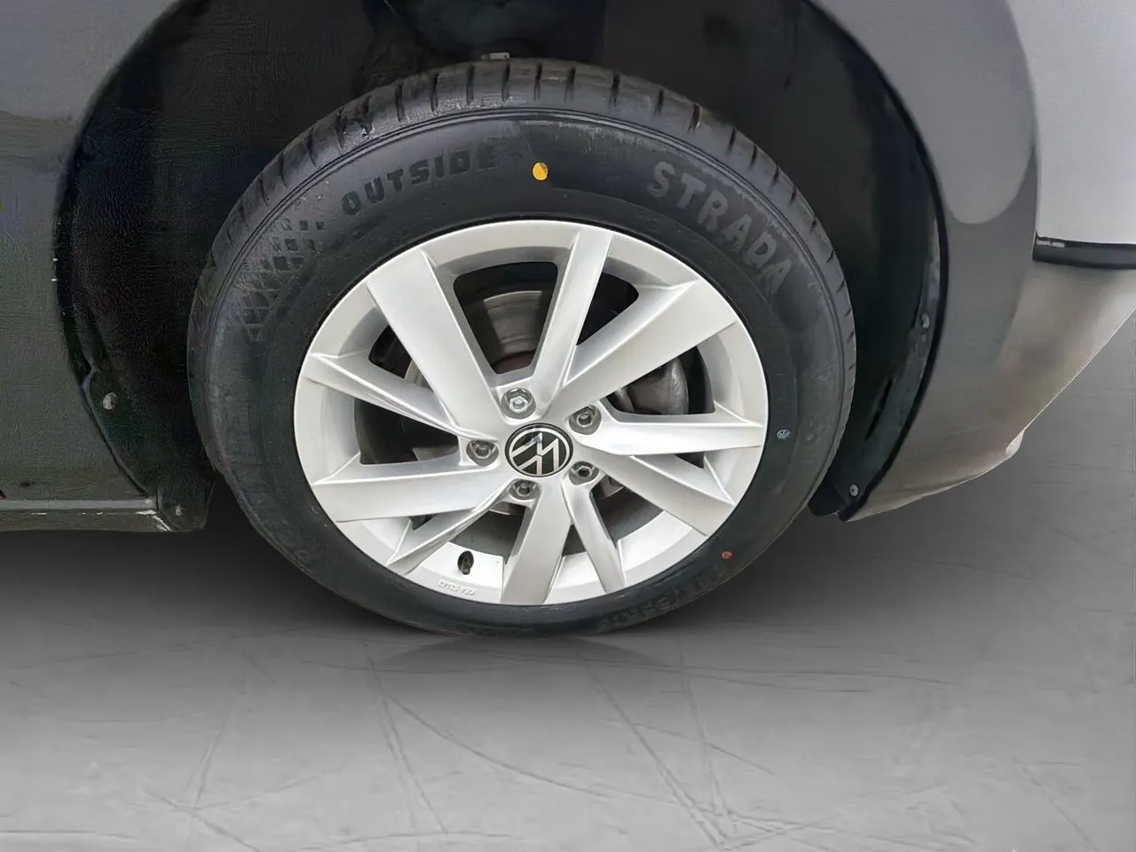 Vehicle image 31