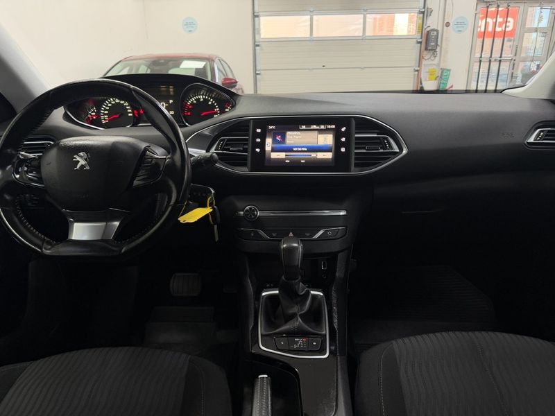 Peugeot 308 SW bild 7