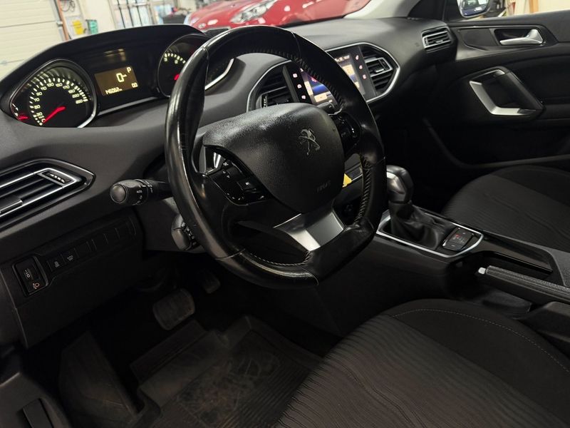 Peugeot 308 SW bild 8