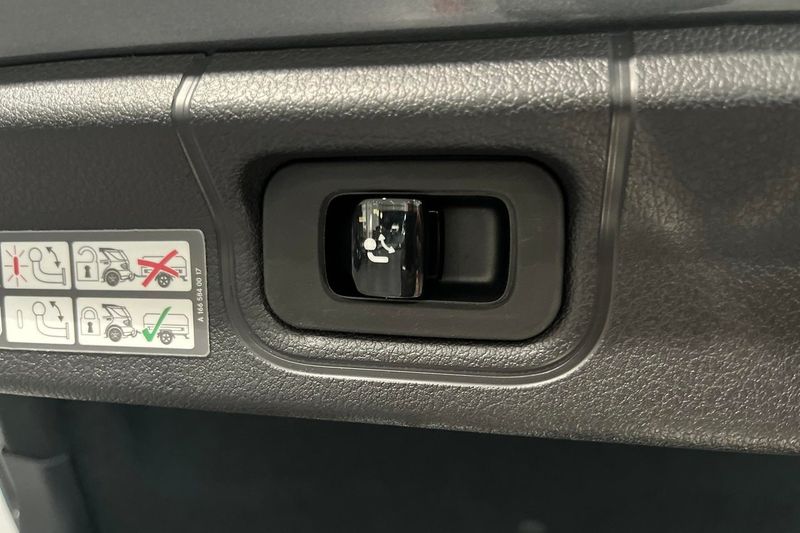 Mercedes EQE300 bild 15