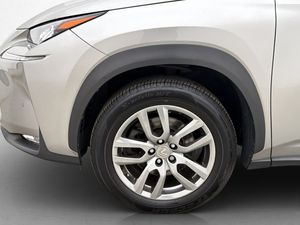 Lexus NX bild 27