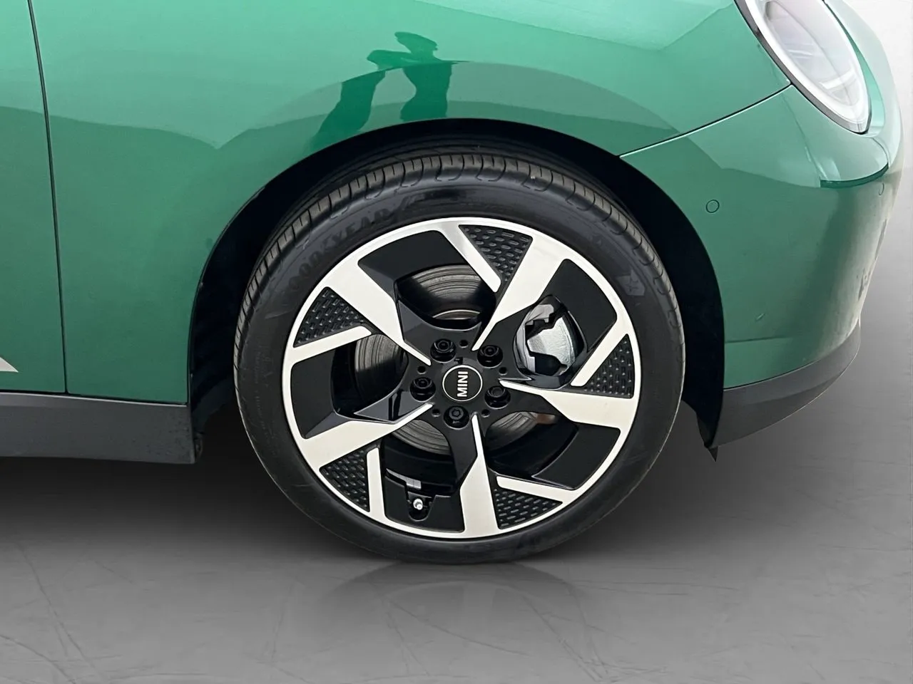 Vehicle image 31