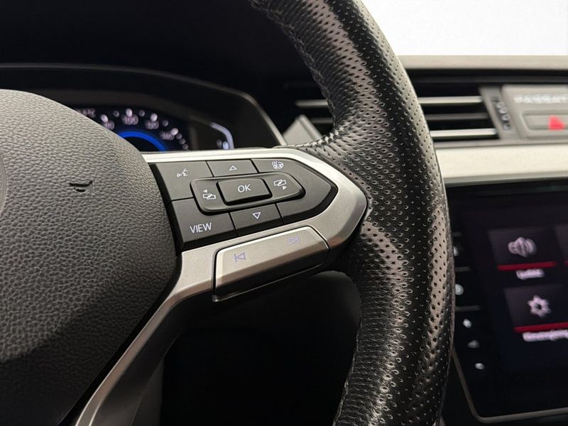 Volkswagen Passat bild 15