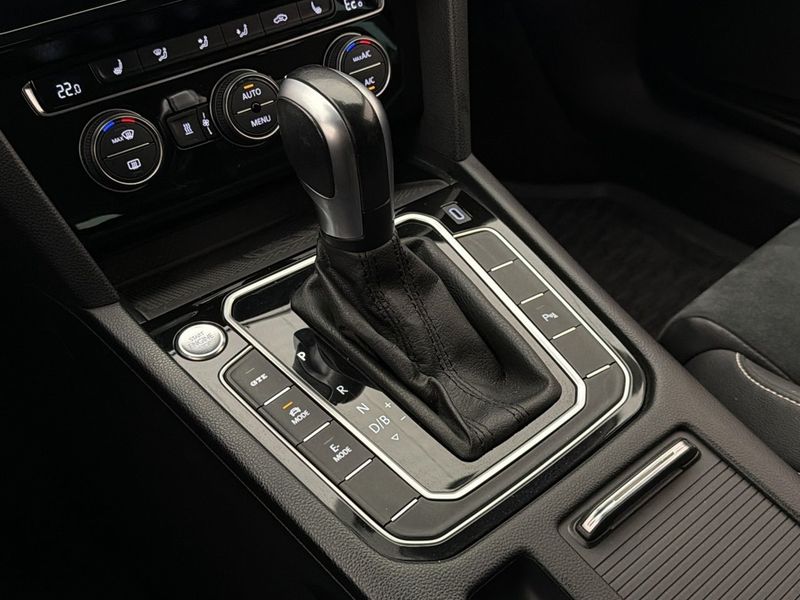 Volkswagen Passat bild 22