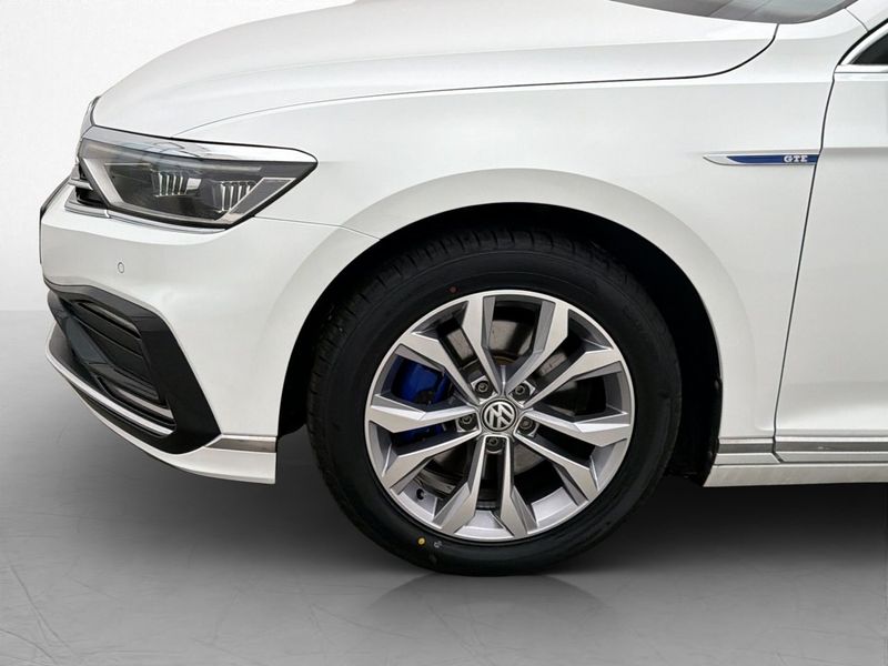 Volkswagen Passat bild 26