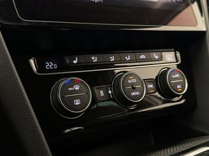 Volkswagen Passat bild 21