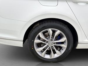 Volkswagen Passat bild 28