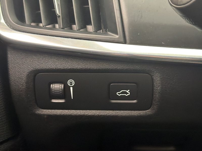 Volvo V90 bild 16