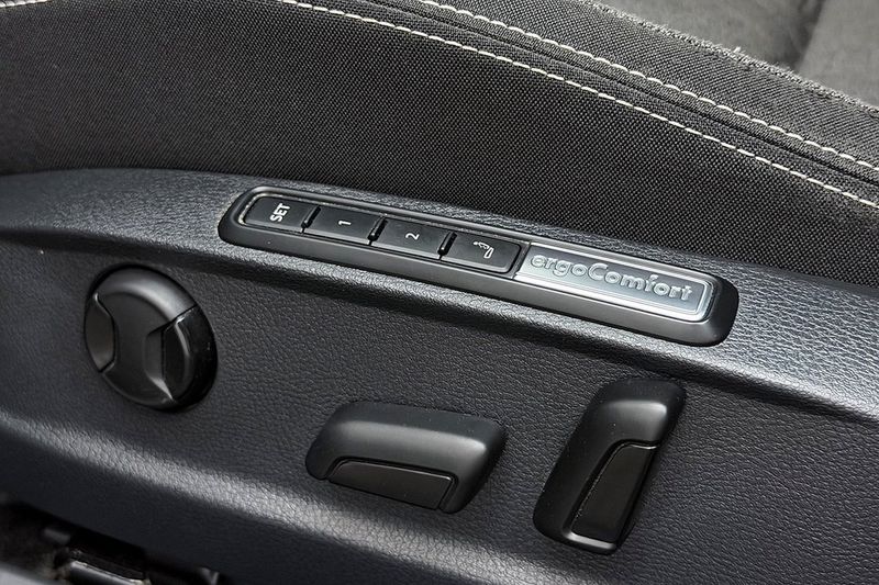 Volkswagen Passat bild 13