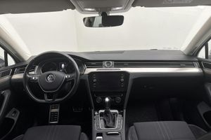 Volkswagen Passat bild 6