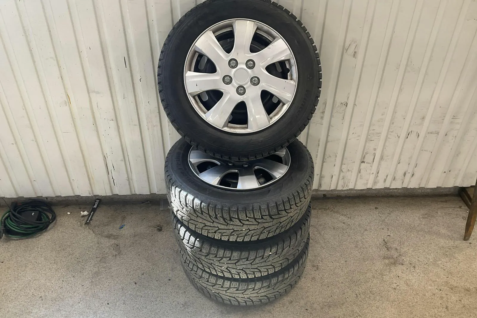 Vehicle image 11