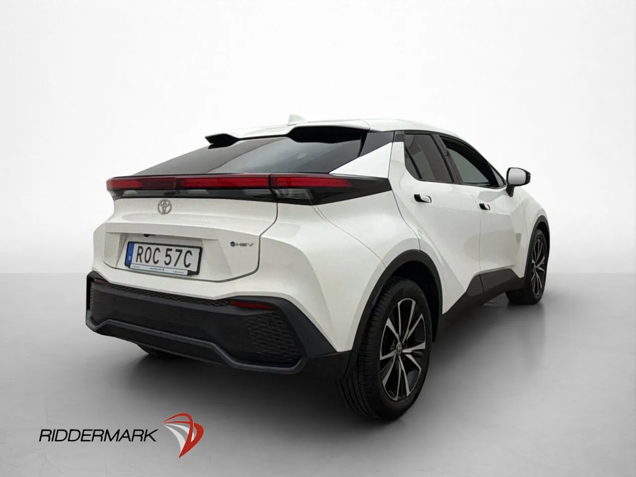 Vehicle image 7