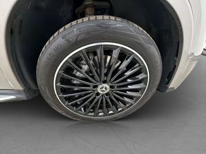 Mercedes GLC300 bild 37