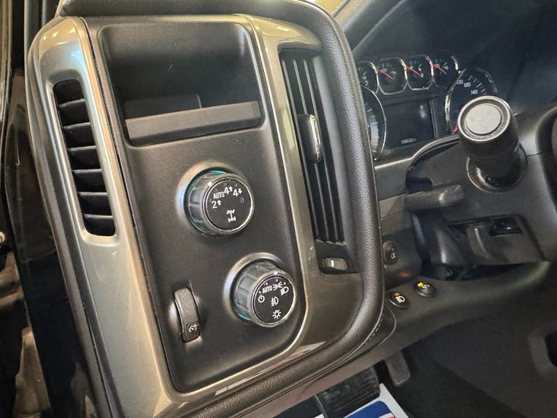 Chevrolet Silverado bild 16