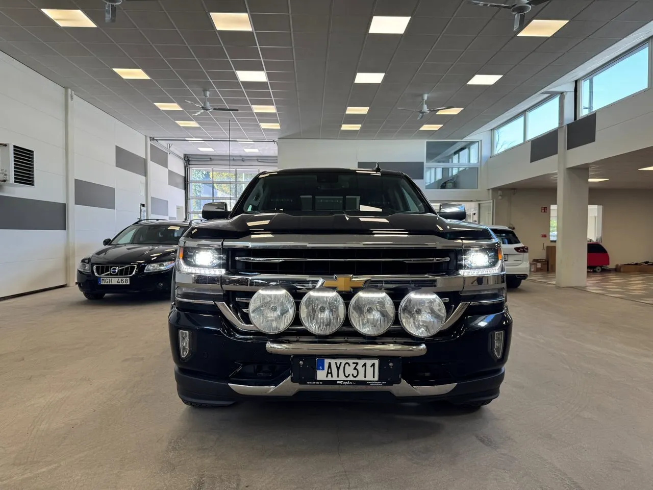 Vehicle image 1