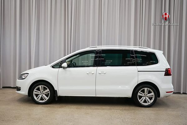Volkswagen Sharan 2.0 TDI 7-sits Premium Panorama Drag GPS Kamera - 2019