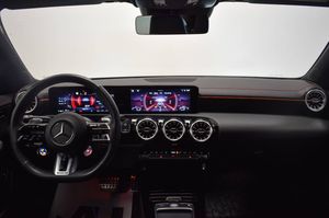 Mercedes CLA35 AMG bild 9