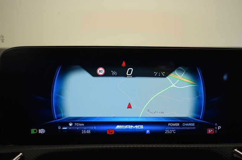 Mercedes CLA35 AMG bild 15