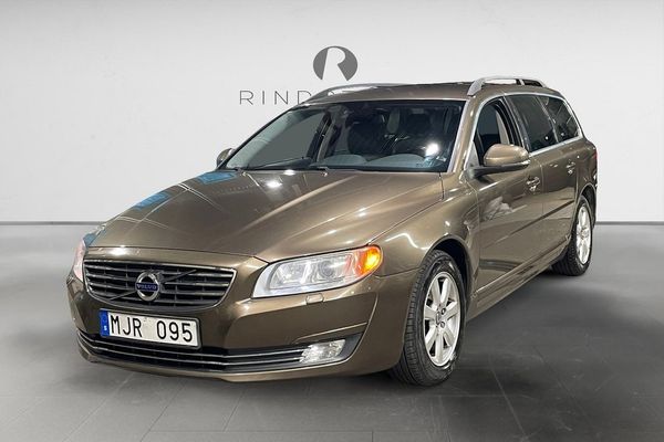 Volvo V70 D3 136 HK AUT MOMENTUM DRAG P-VÄRM PDC KAMREMBYTT - 2014