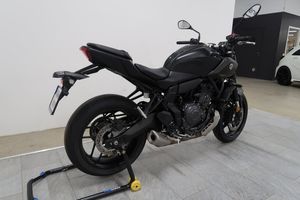 Yamaha MT bild 3