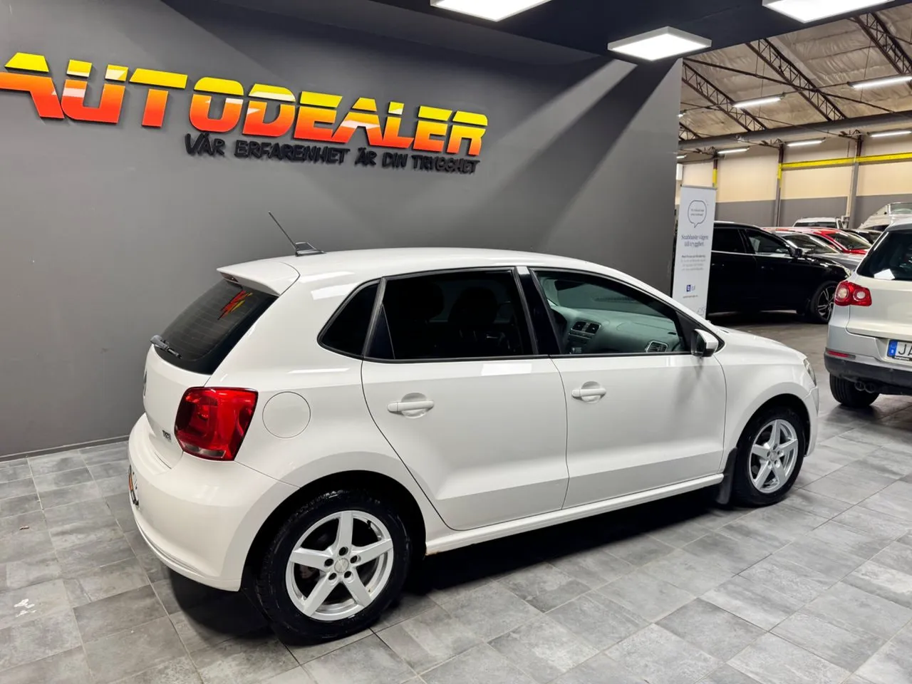 Vehicle image 1