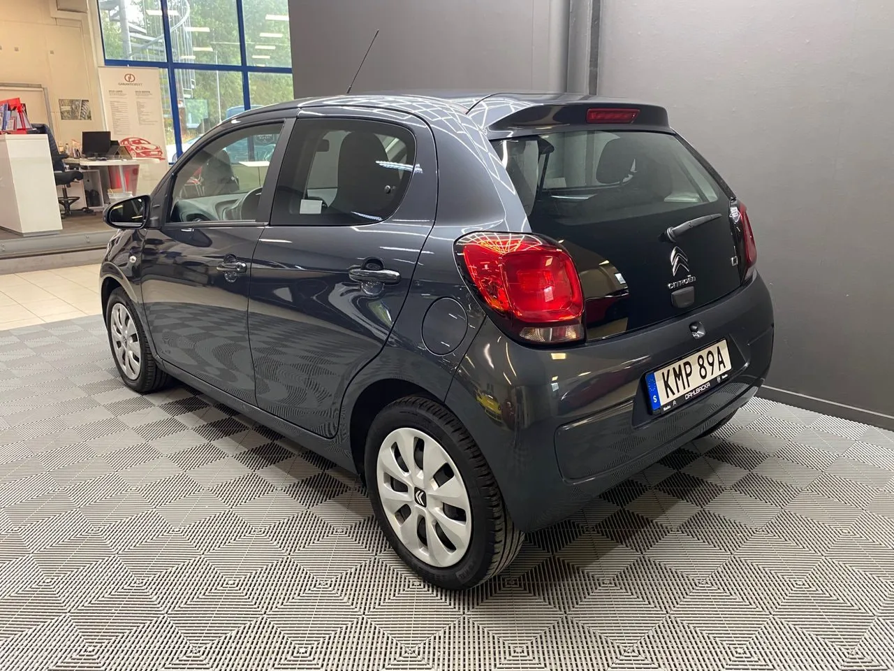 Vehicle image 2