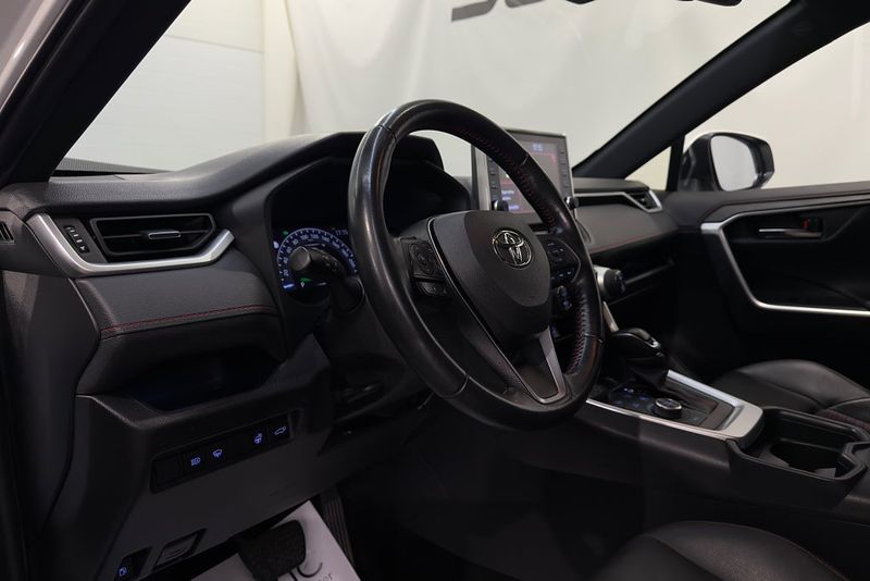 Toyota RAV4 bild 10