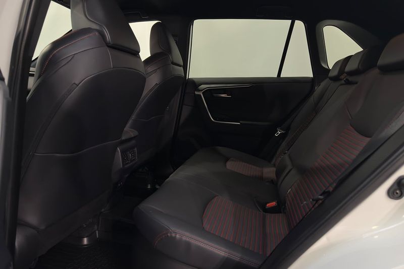 Toyota RAV4 bild 22