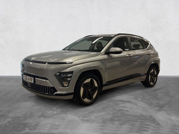 Hyundai Kona EV Essential 48,4kWh 156hk Electric Vinterhjul - 2024